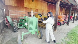 Tractor Babes