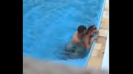 Videos Sex im öffentlichen Schwimmbad des Hotels